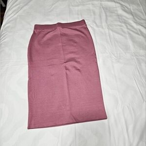 Elegant Pink Pencil Skirt